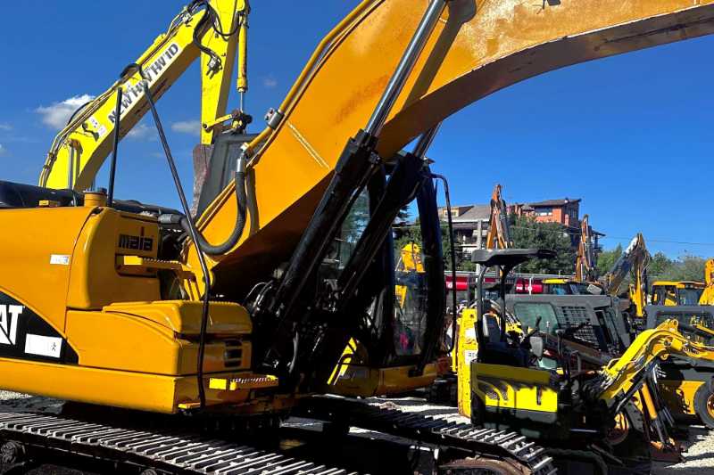 OmecoHub - Immagine CATERPILLAR 323DLN